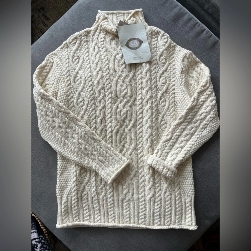 Aran Sweater Market 100% Merino Wool Cable Knit Sweater – NWT 🤍 - Picture 2 of 6